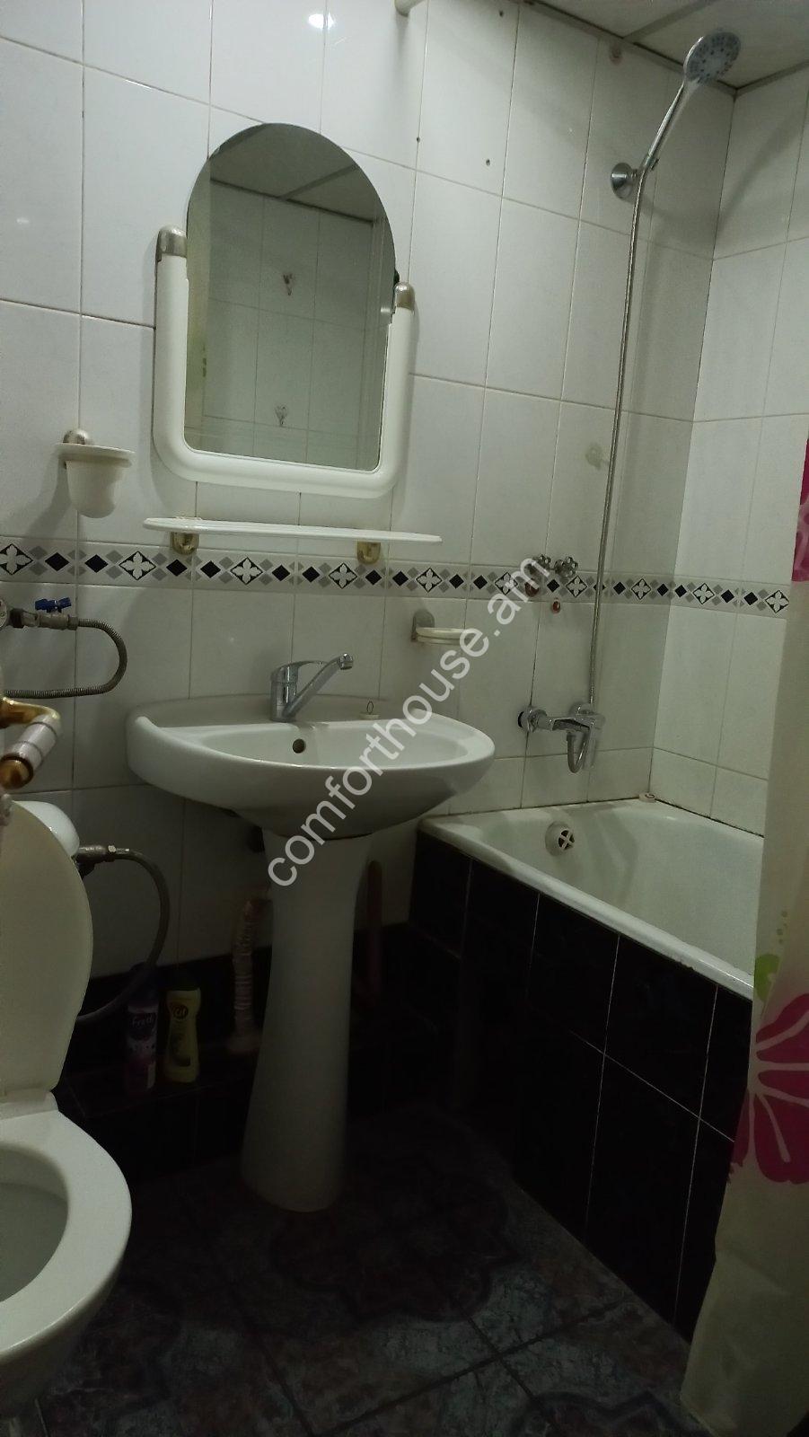 0-02-0a-ff2e3eec384ea7b40b51187b387d98aedda02729d4b029f3dcfa52710923275d_5c5e50ca