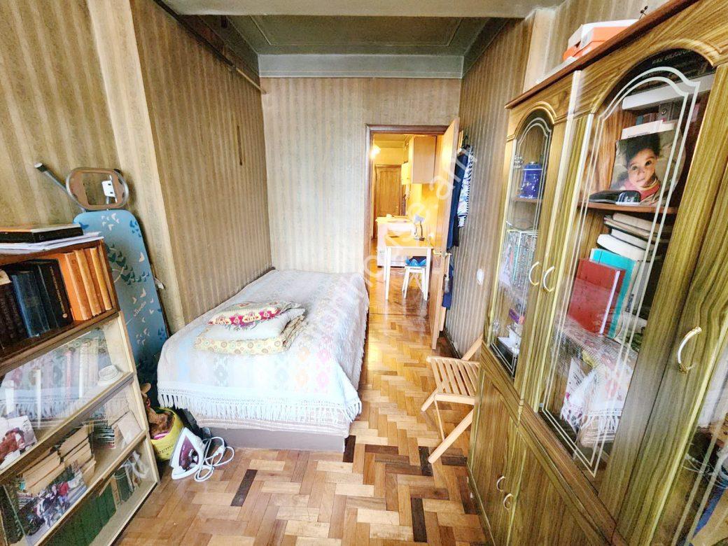 0-02-05-182b4a288df46596f774417a1963b4ca0440e7c55474885d06c59fb8a8a06ce1_d3e07505