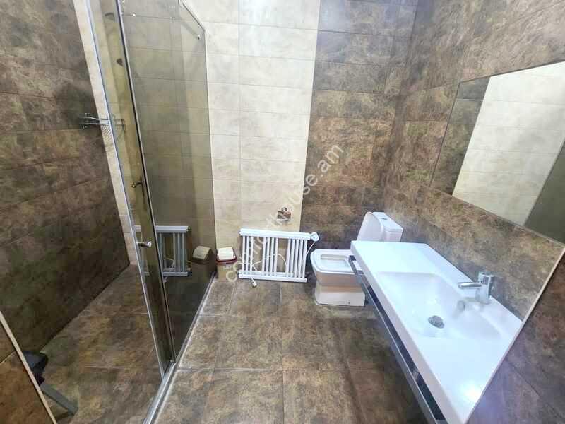 74f39bce-443a-4615-9a19-ddde956af4c8