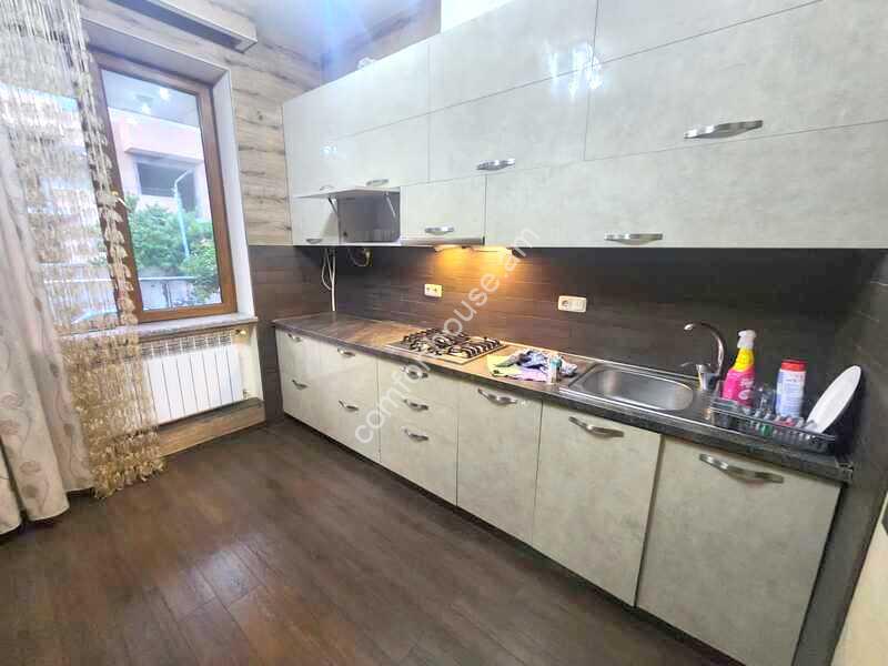 80b4552b-7b8e-42a5-ae43-597478fbf741