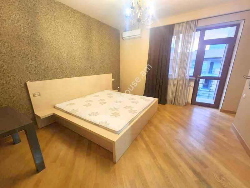 d67686d3-7a14-4a12-b5dd-8779d8e8100a