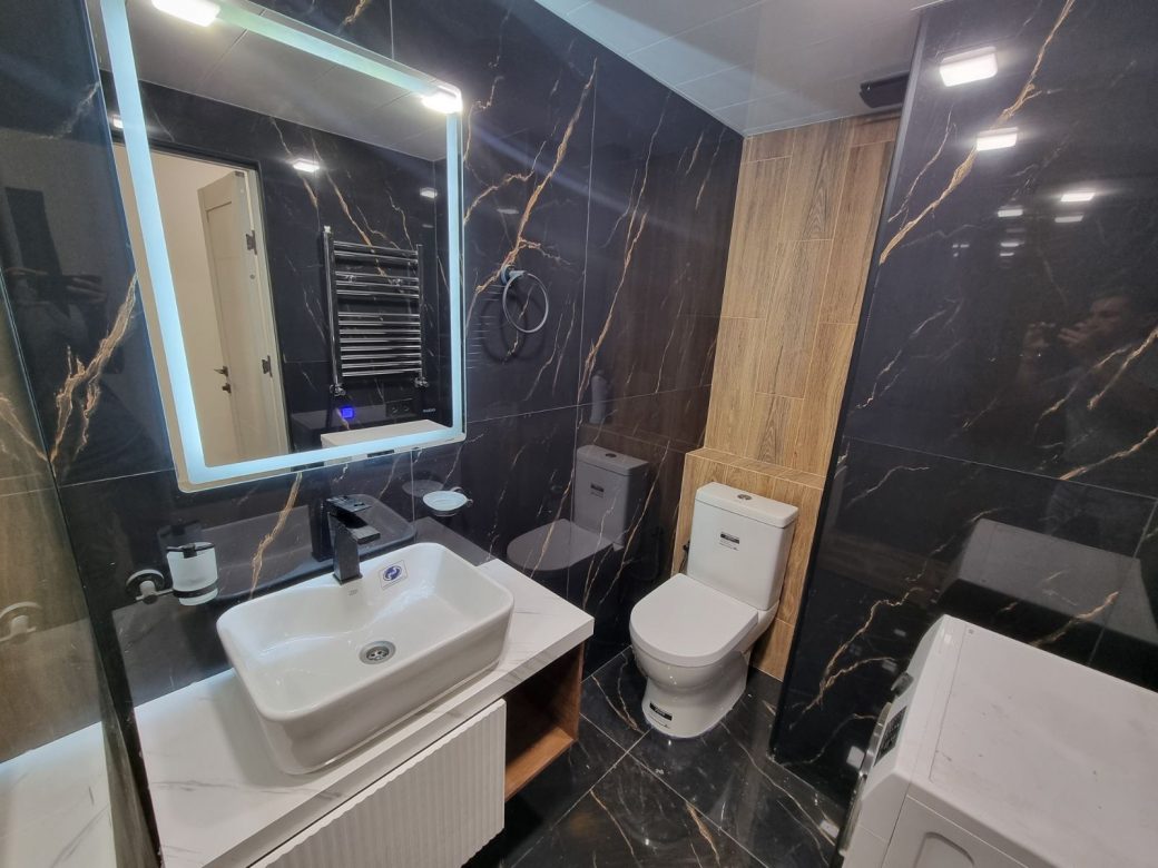 0-02-05-01dfb70f9bbe3d35b15a54641a554278bfd4b5d532de995aa0b8348cd4705c83_f8c2a2b5