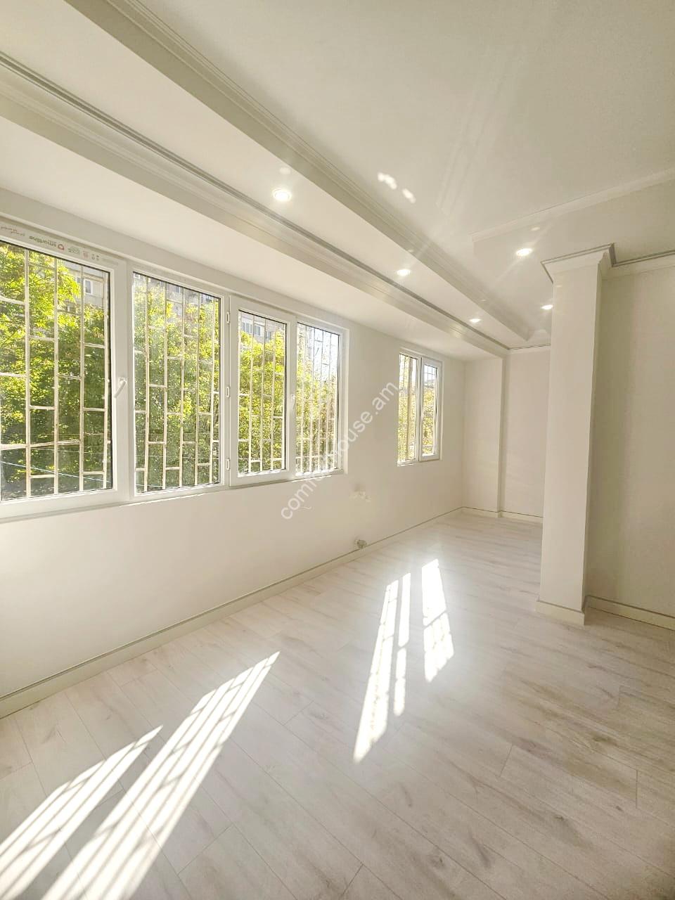 0-02-0b-ec615a648a13c05cde069fe36301ebc9c9d613f505380a70f6089fbc0edede8d_aa1474b55f758dd4