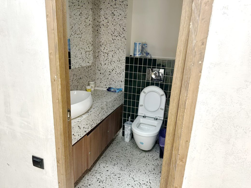 0-02-0b-3a7647e997384b0258720bb9eefdd5b104f614c8efe7d530d85c7dd31f5b3f1e_6f95c1496e428b1a