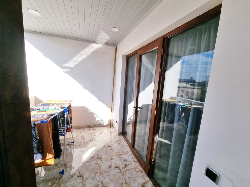 0-02-0b-175b06fd9f71abb928b0599fca1c89f7c3c3e8c7704deb09b98b463be713c28f_8f9a1adf59c4744