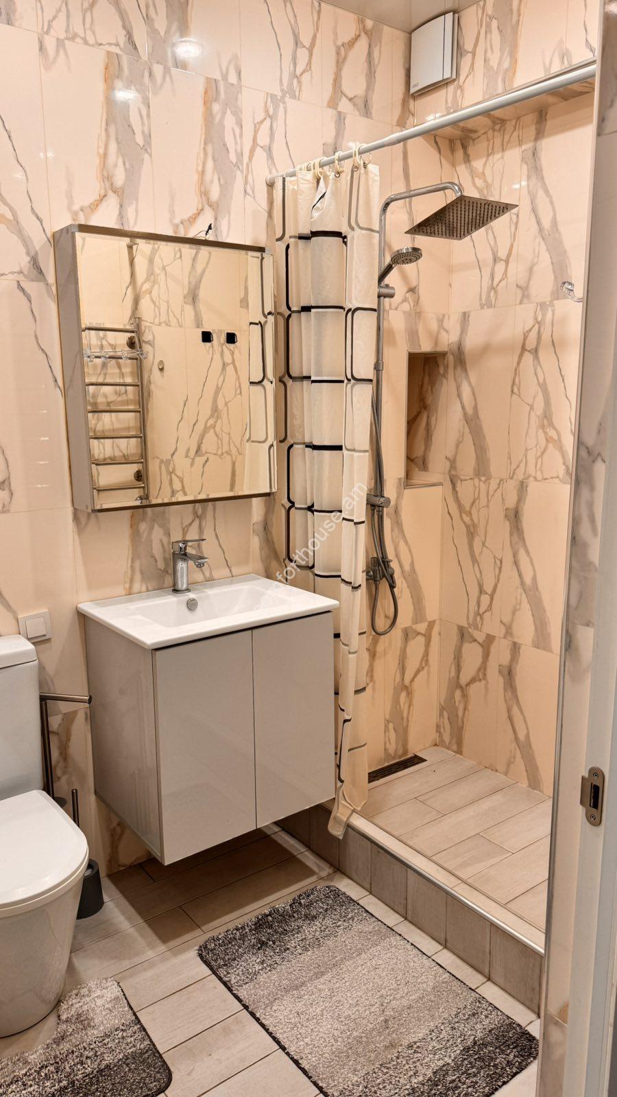 0-02-05-d4bf7fcd0bdbe4577d8bb2f67385604dcb650159ea10ddcad853b25b3f6e819a_87aaac12e964c890