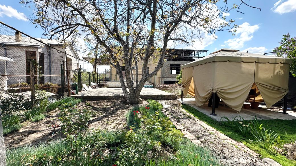 0-02-05-dd589a82e1f0b676ba4fc1abe0633a16b8fb9a53d5f4e7c067b31803c16d4308_4c5fb7f5e620aacb