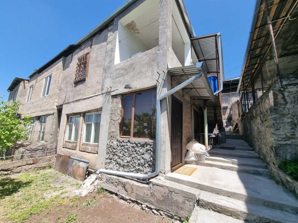 0-02-05-f3640f9f5fd2a2514941e24b7124379e99b94cad5a53f4f98b6151212fd38605_15f1963dab8c1976