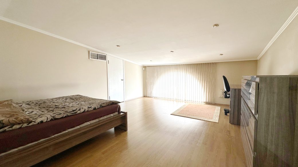 WhatsApp Image 2025-05-12 at 12.32.27