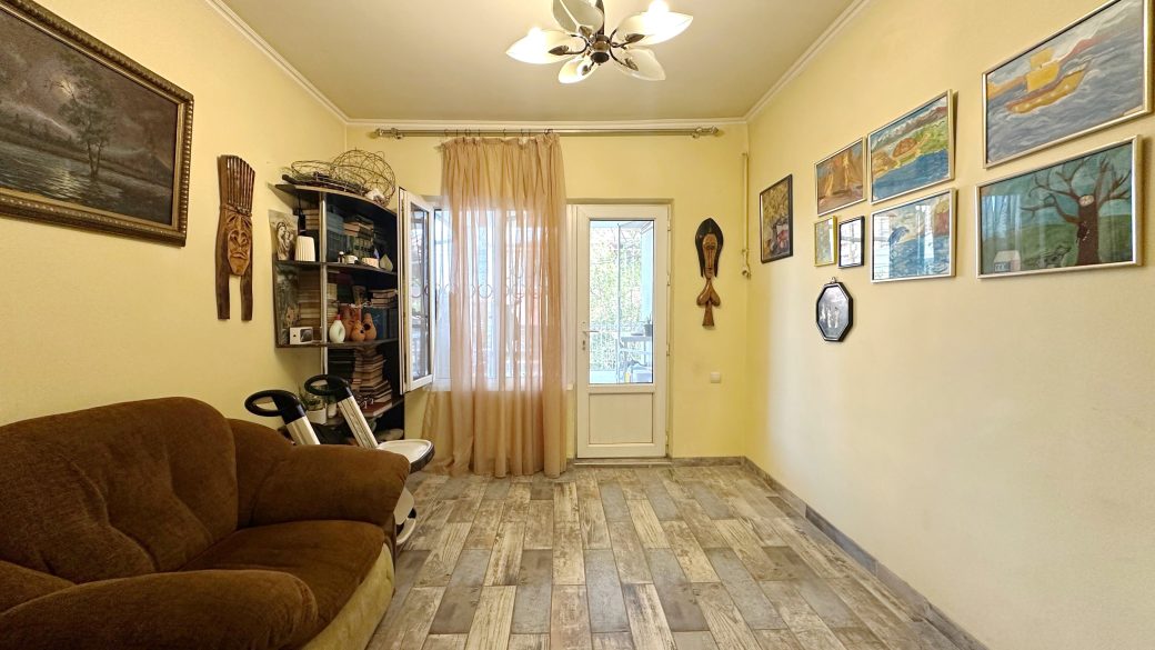 WhatsApp Image 2025-06-17 at 11.52.09 (1)