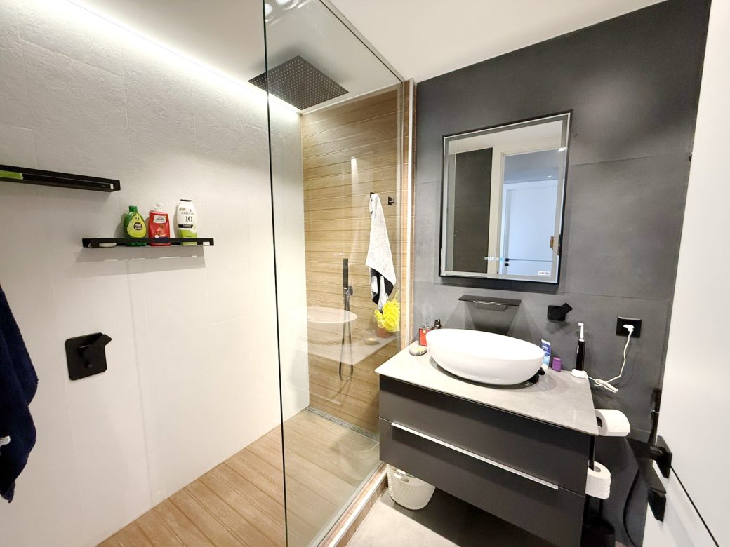 0-02-05-9553db3dbec9523078f5cf562cc01e3f3b890419038ea4097f6c87d47d3f7e0f_79a0656c7ddb1dc5