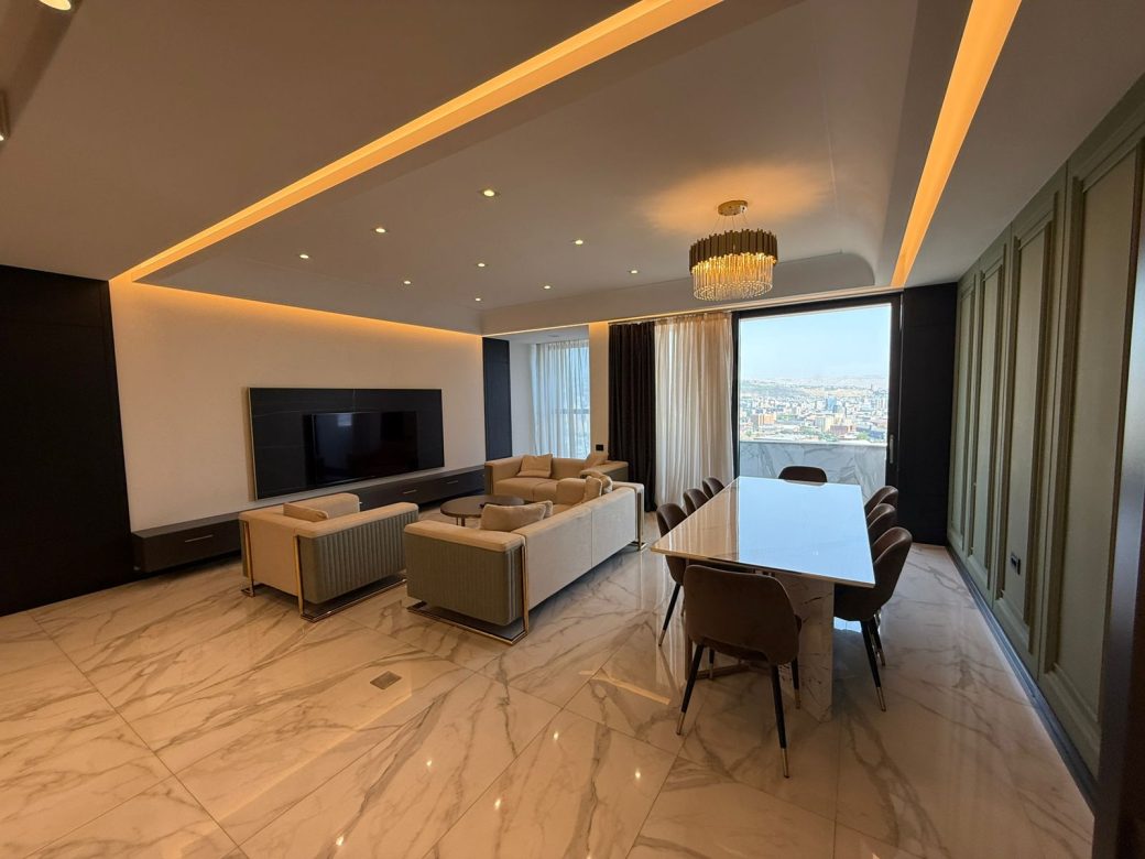 WhatsApp Image 2025-08-20 at 15.51.06 (3)