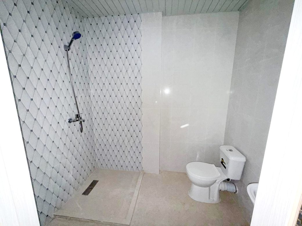 WhatsApp Image 2025-09-25 at 14.34.47 (15)