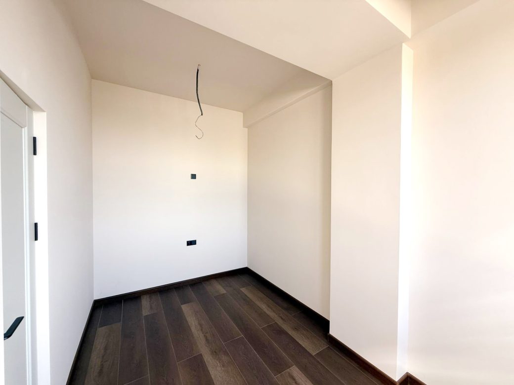 WhatsApp Image 2025-09-29 at 12.55.38 (1)