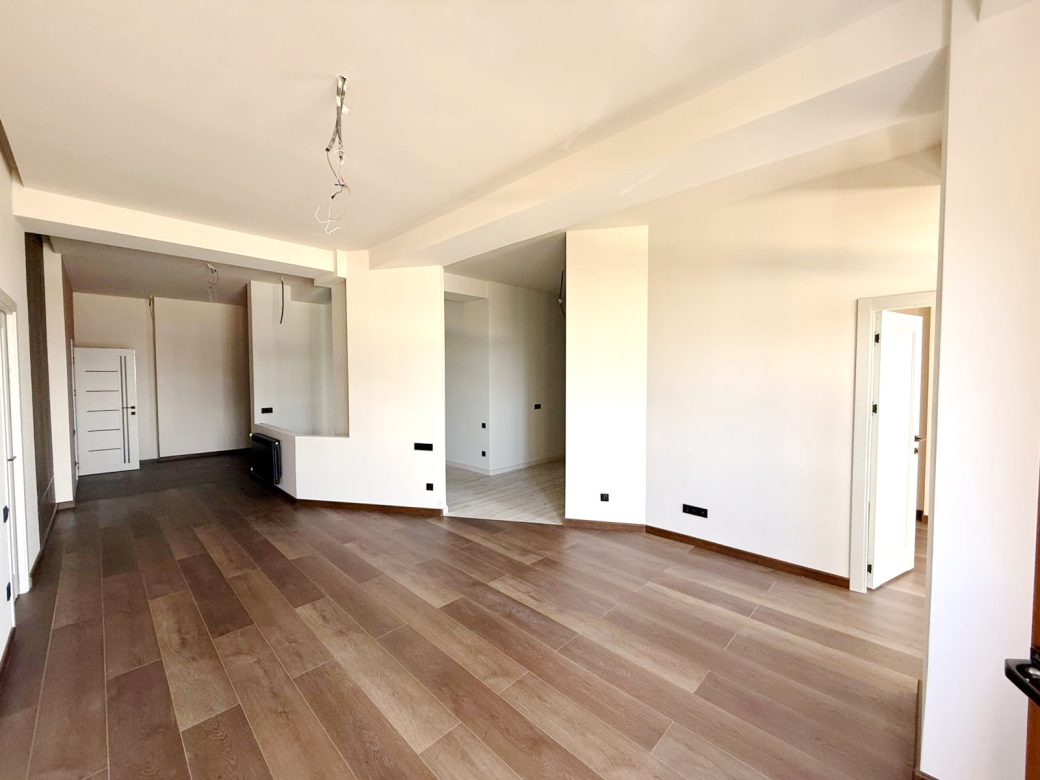 WhatsApp Image 2025-09-29 at 12.55.38 (2)