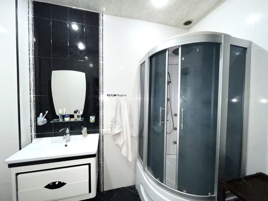 0-02-05-b02ec4f378051bda7a99c3a9b1599d172247116579d67983b56244ae06b81df5_8806448d661a8932