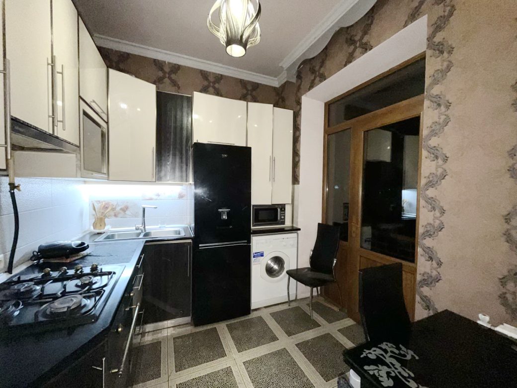 0-02-05-ee49d87c80ceec58a32fa83b1db9d412139212bea64b50fb80e8a1b59a392699_80f105618c03fdac