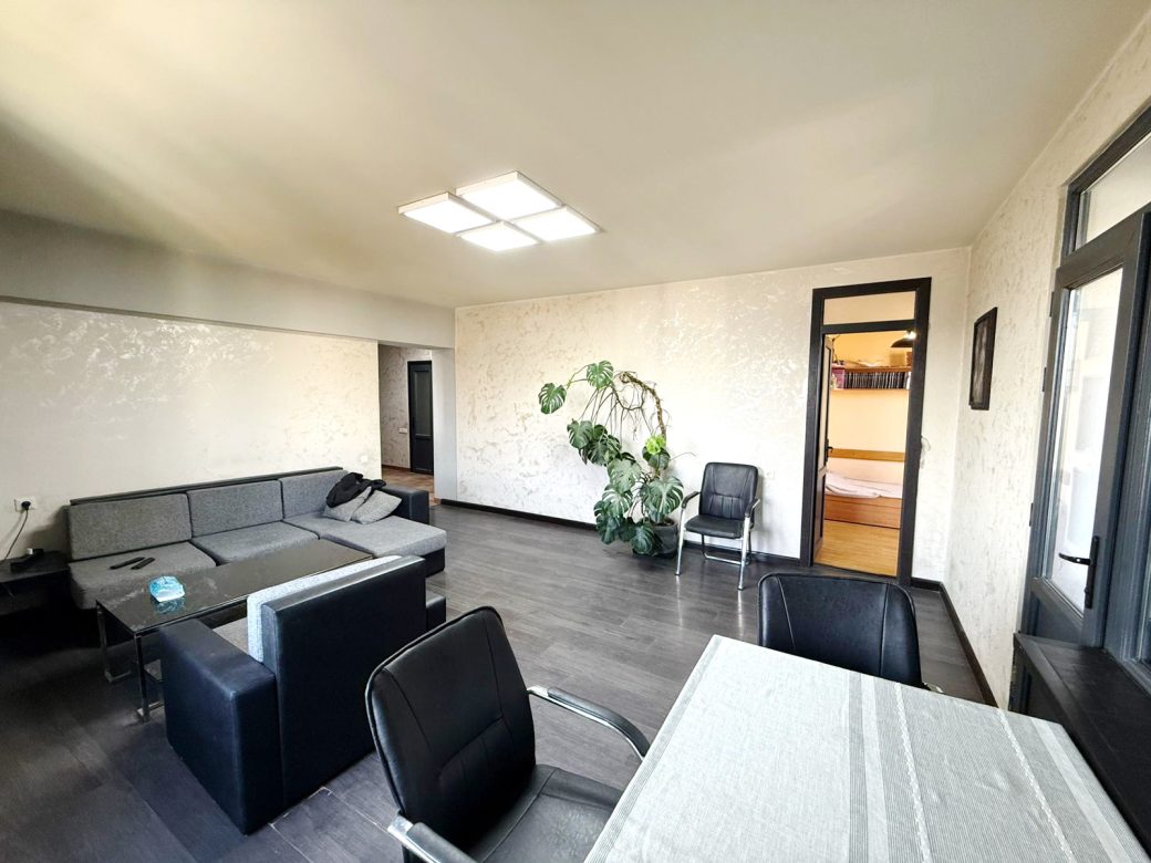 WhatsApp Image 2025-10-07 at 14.44.56 (1)