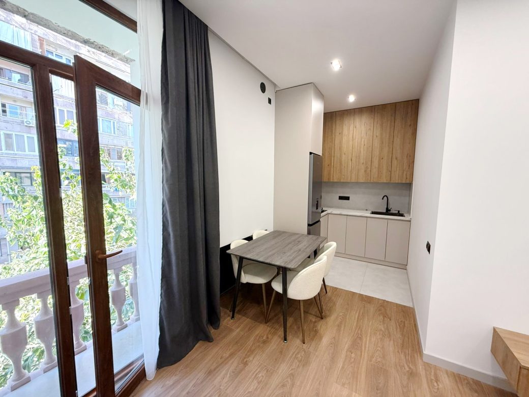 WhatsApp Image 2025-10-07 at 16.09.56 (1)