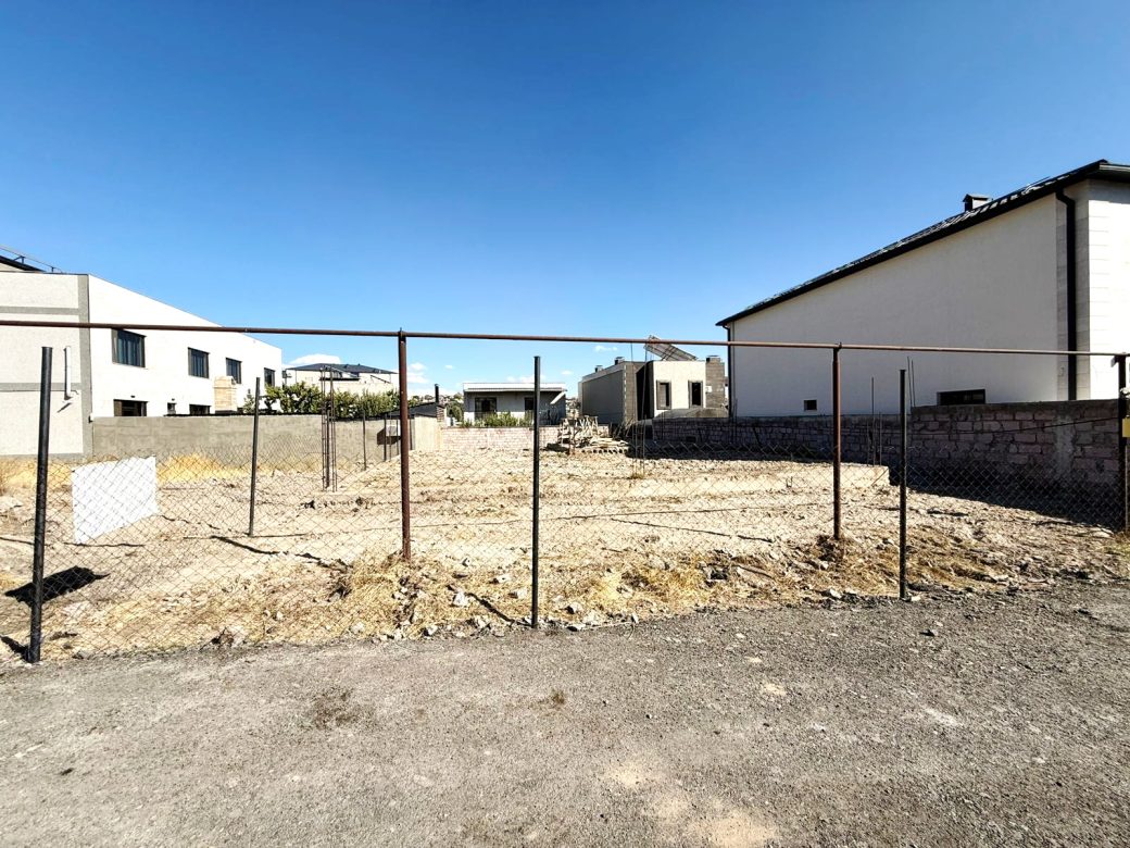 WhatsApp Image 2025-10-14 at 11.48.23 (1)