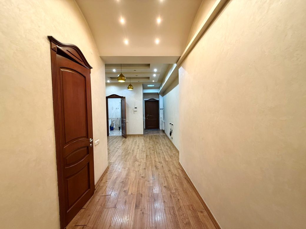 WhatsApp Image 2025-10-16 at 12.22.21