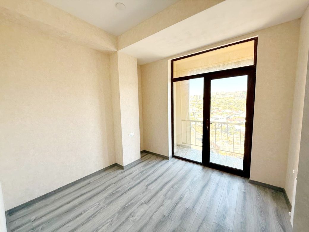 WhatsApp Image 2025-10-21 at 17.44.51 (1)