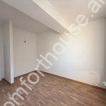 WhatsApp Image 2025-10-28 at 15.52.02