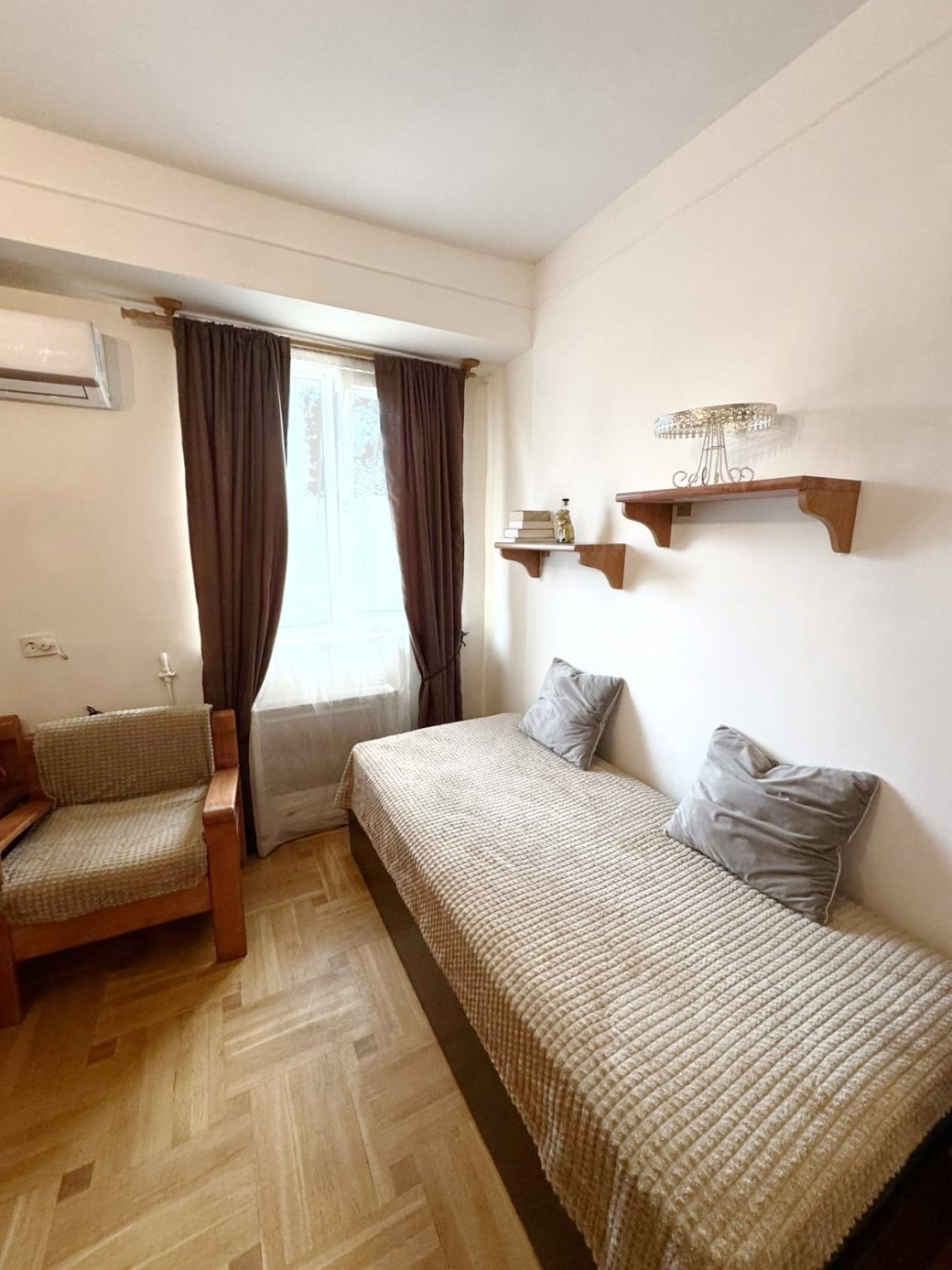 WhatsApp Image 2025-11-03 at 12.34.04