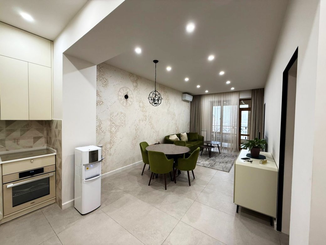 WhatsApp Image 2025-12-09 at 17.39.52