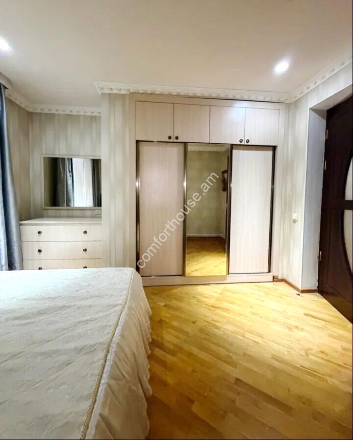 449029-3158717-crop