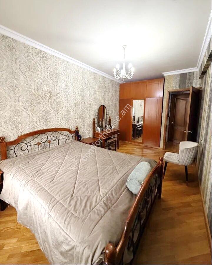 449079-3159462-crop