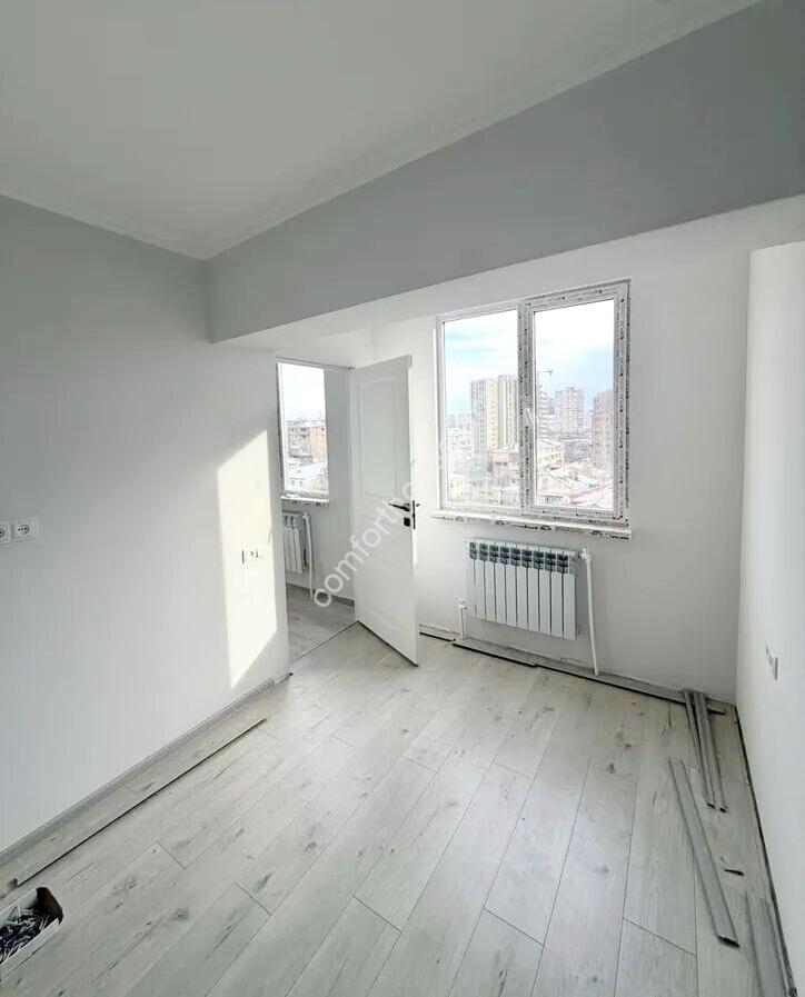 449342-3163221-crop