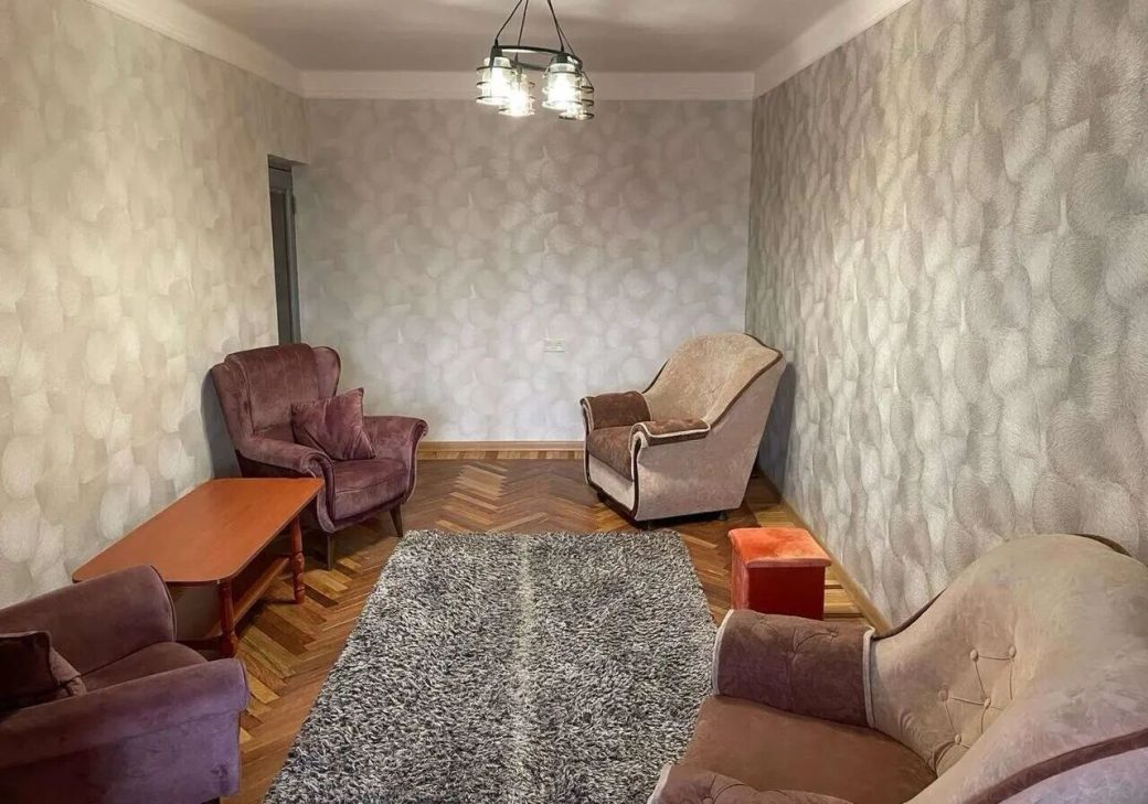 450867-3185823-crop
