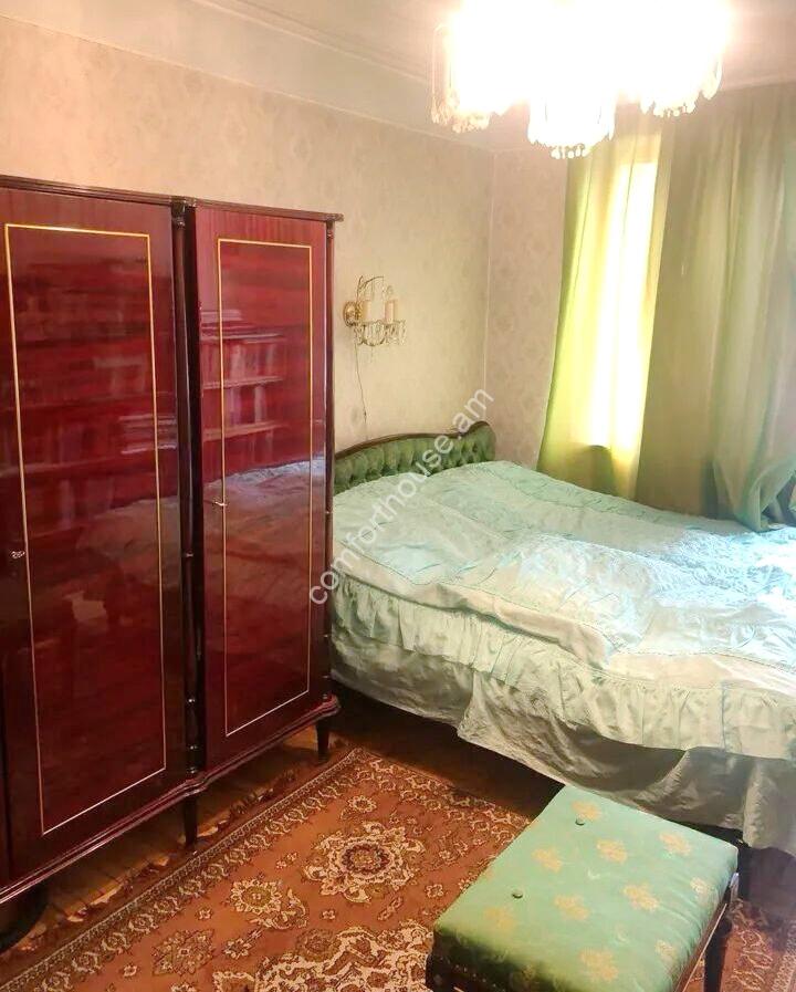 451080-3188957-crop