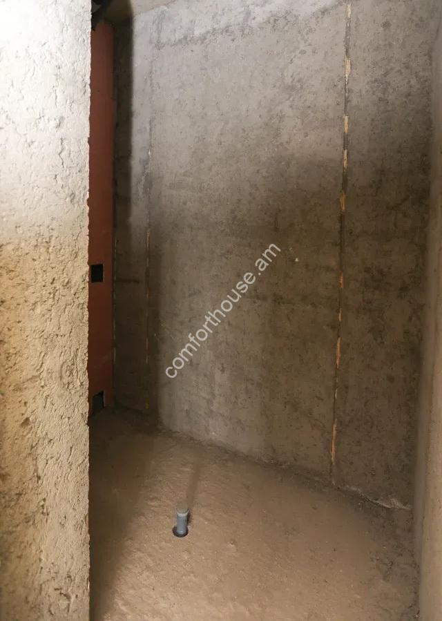 98083079
