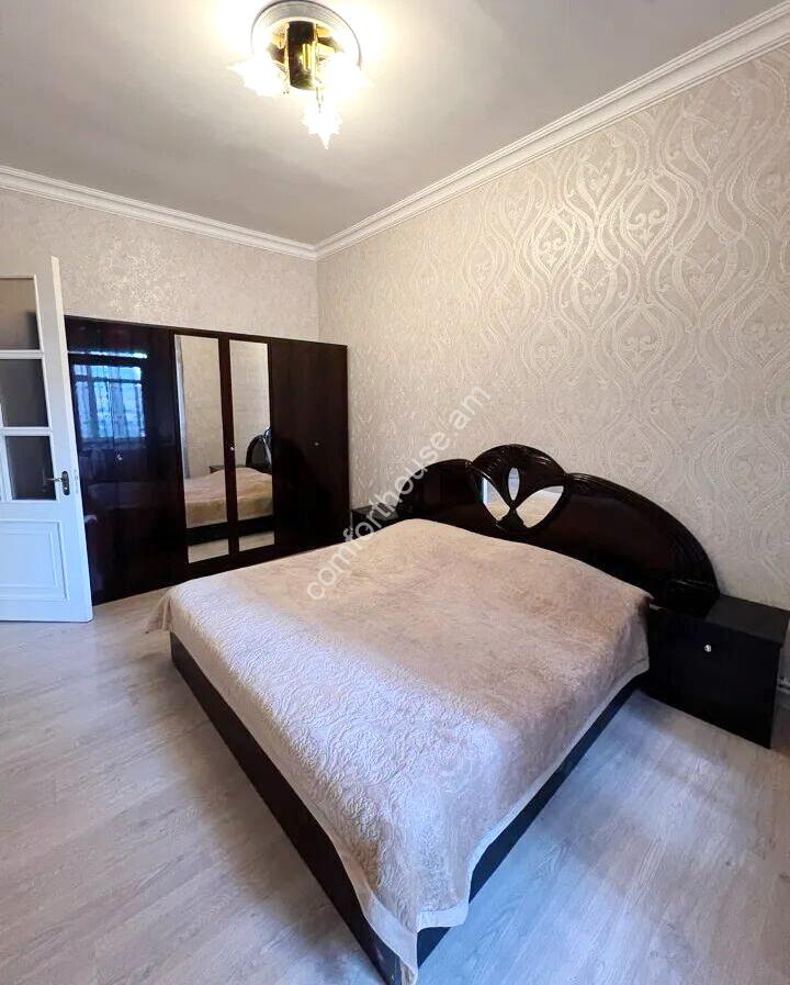 448124-3145648-crop