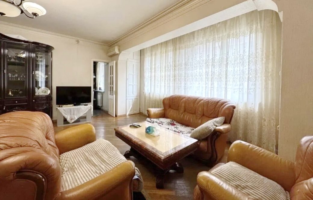 450946-3186948-crop