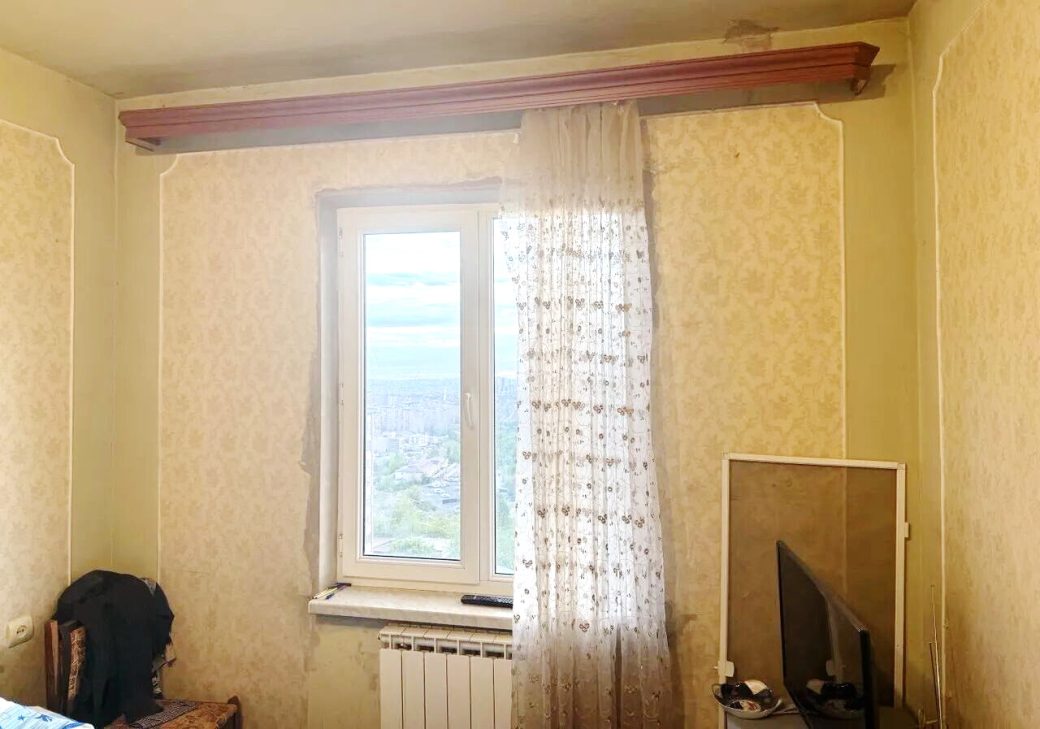 452577-3211066-crop
