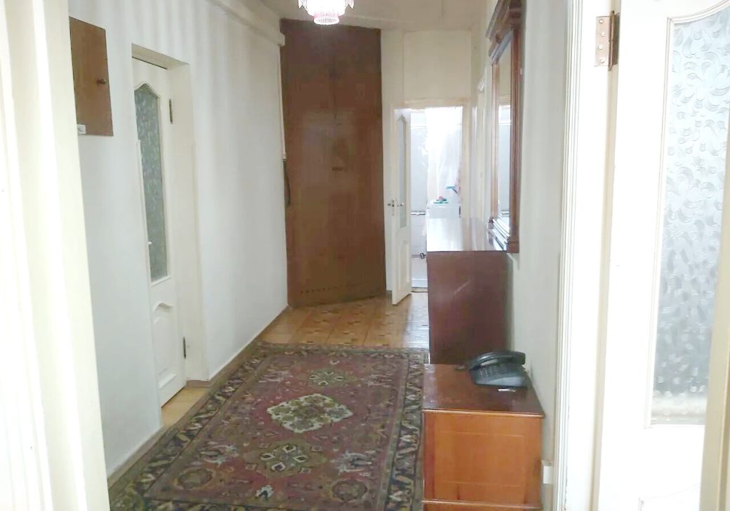 453428-3223629-crop