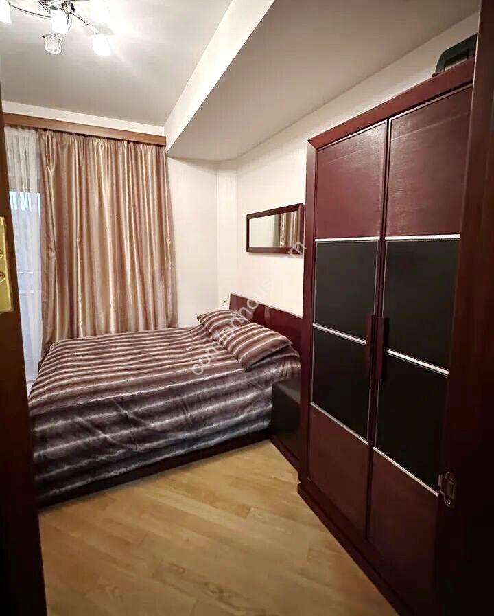 454902-3246951-crop
