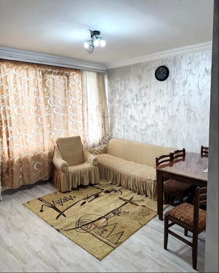 454923-3247307-crop