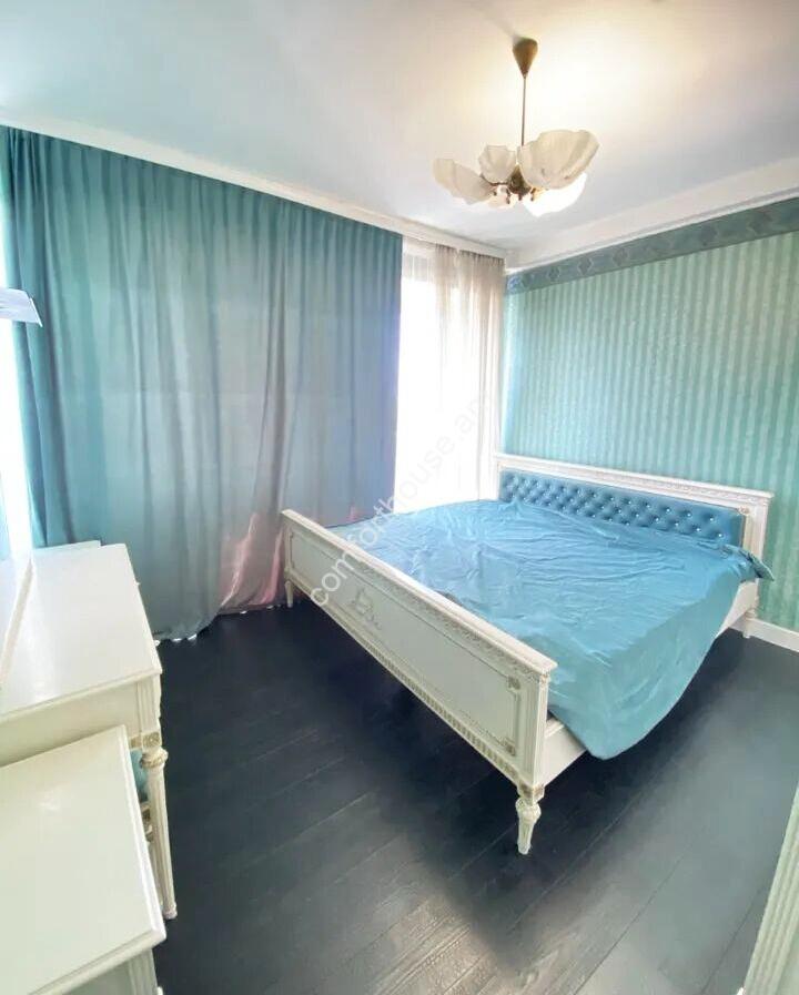 454925-3247339-crop