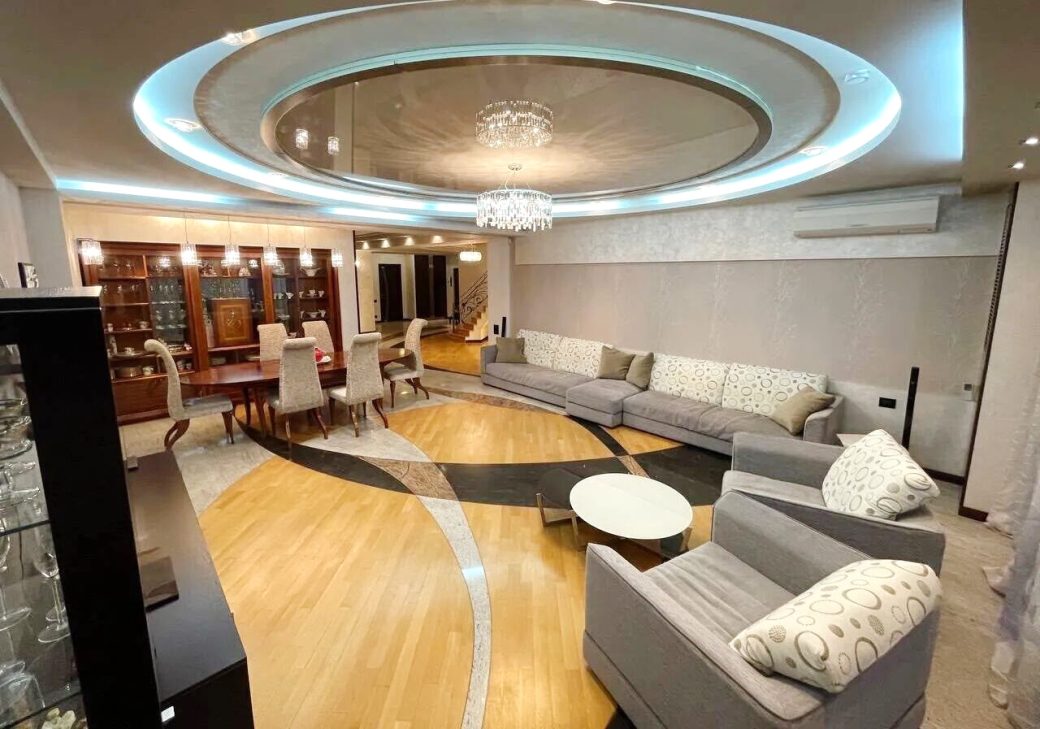 454955-3247764-crop