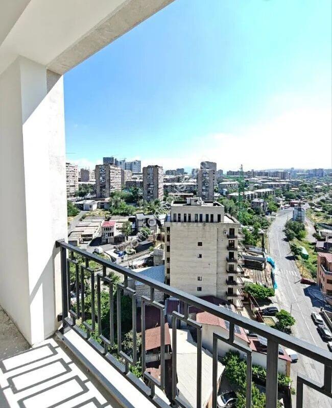 455067-3249451-crop