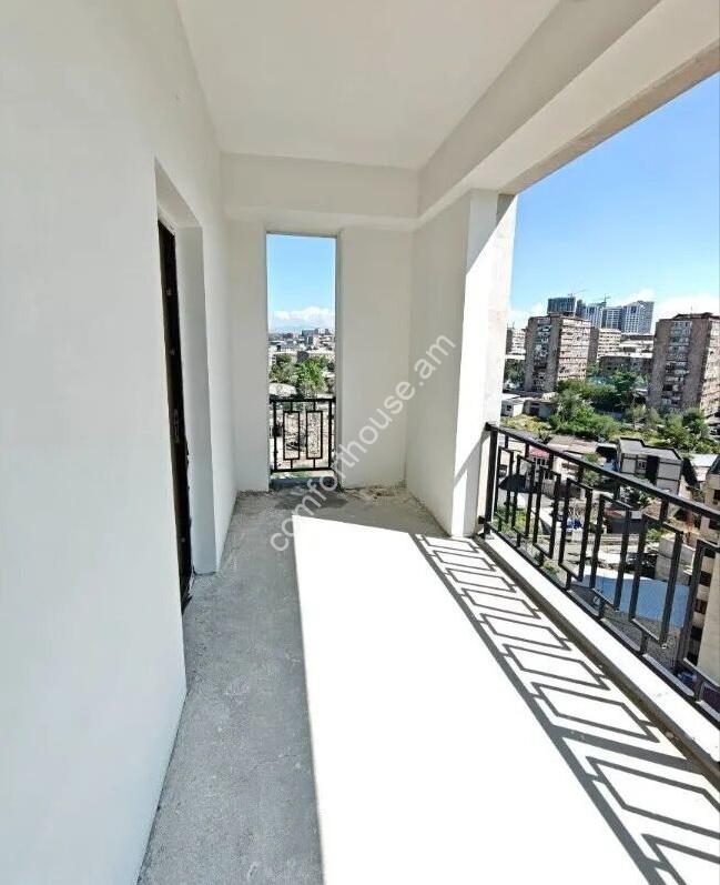 455067-3249452-crop