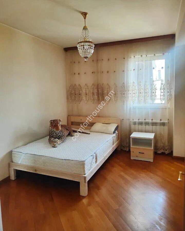 455880-3261299-crop