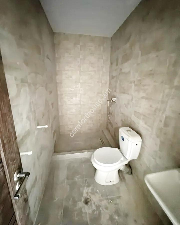 91843766
