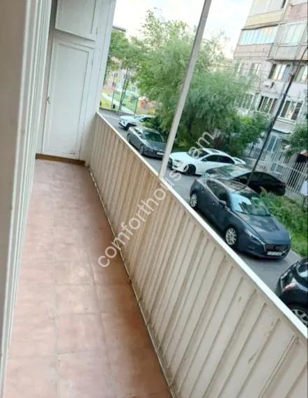 99190987