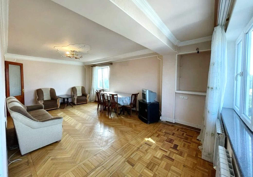 448592-3152402-crop