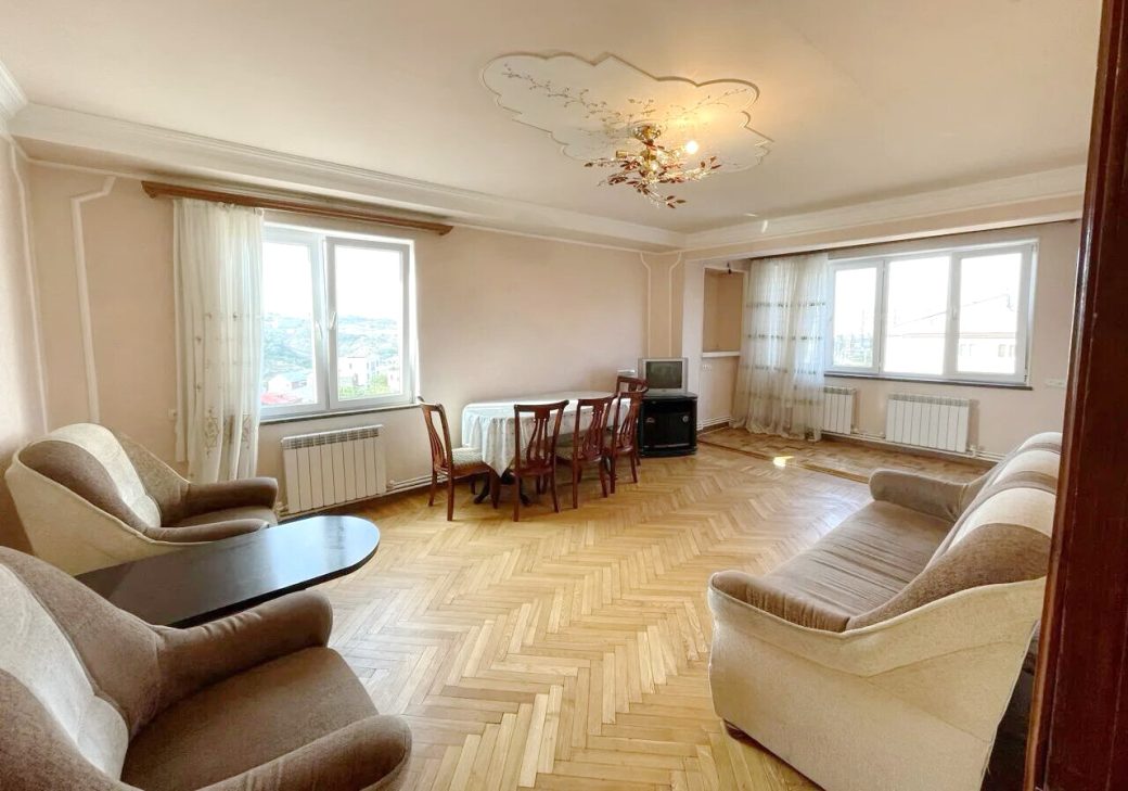 448592-3152403-crop